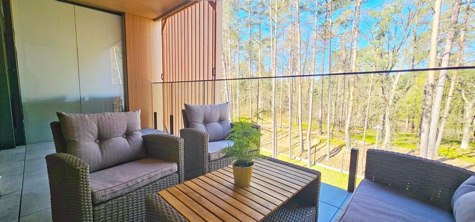 HolidayHomePL Sea & Forest C327 z sypialnią, basen, spa, gym GRATIS Apartment in Miedzyzdroje