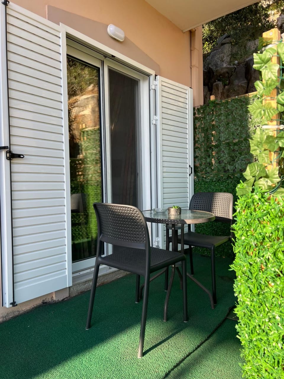 Kloen Sunset Villa Bed and Breakfast in Sarandë
