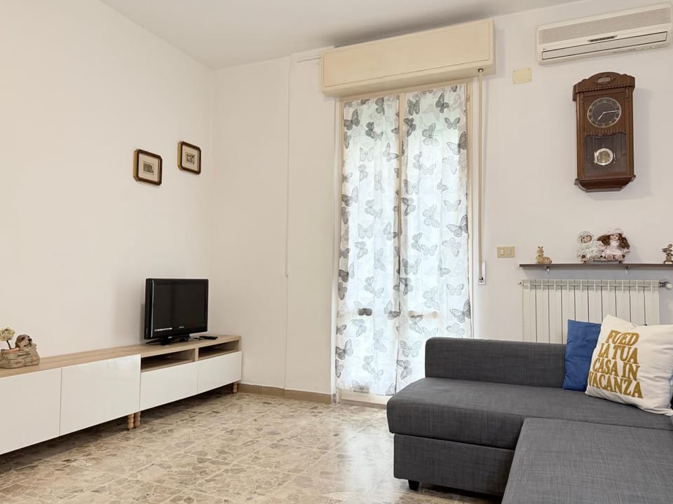 SE243 - Senigallia, ampio trilocale comodo al centro e al mare Apartment in Senigallia