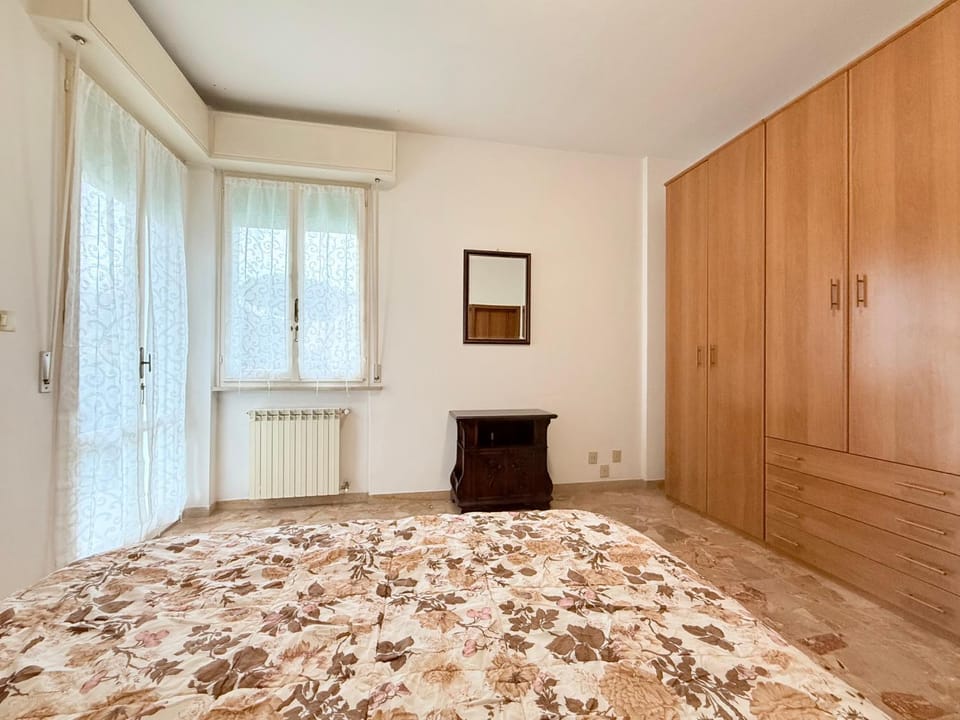 SE243 - Senigallia, ampio trilocale comodo al centro e al mare Apartment in Senigallia