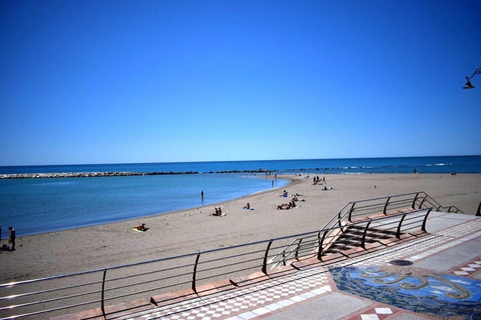 Beachfront Gem Promenade Apartment in Benalmadena