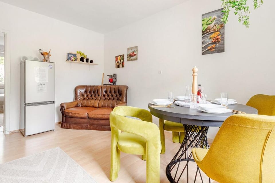 Top ausgestattete 2 Zimmer Wohnung mit Parkplatz Apartment in Mannheim