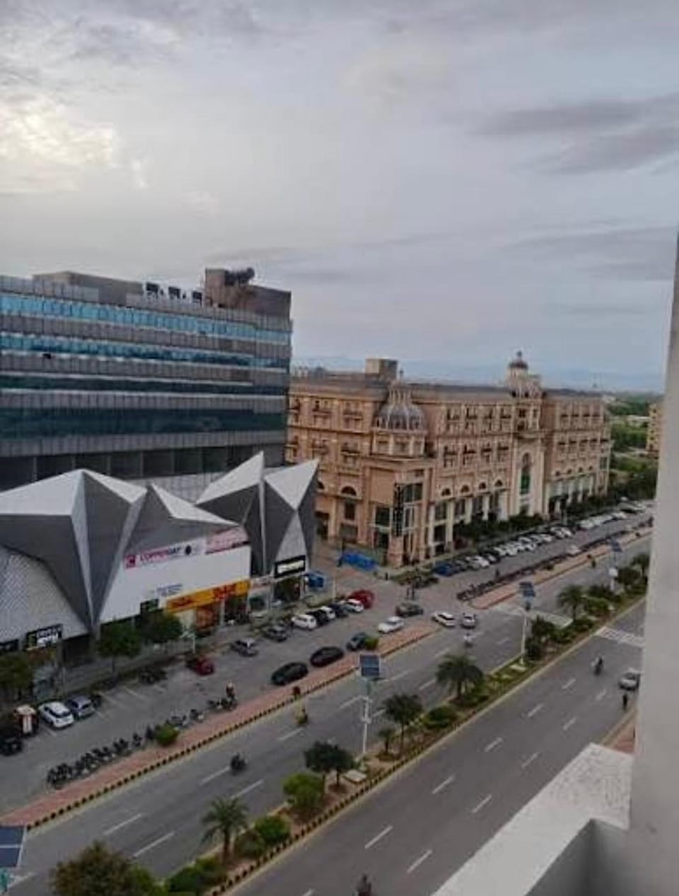 TwinLight Luxy Haven Apartment in Islamabad
