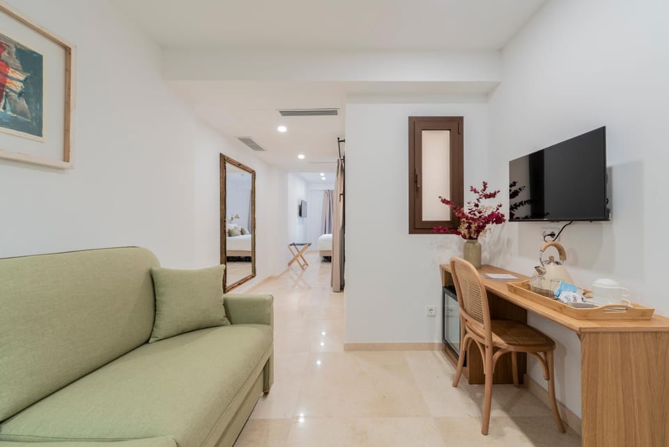 Living room, Seating area