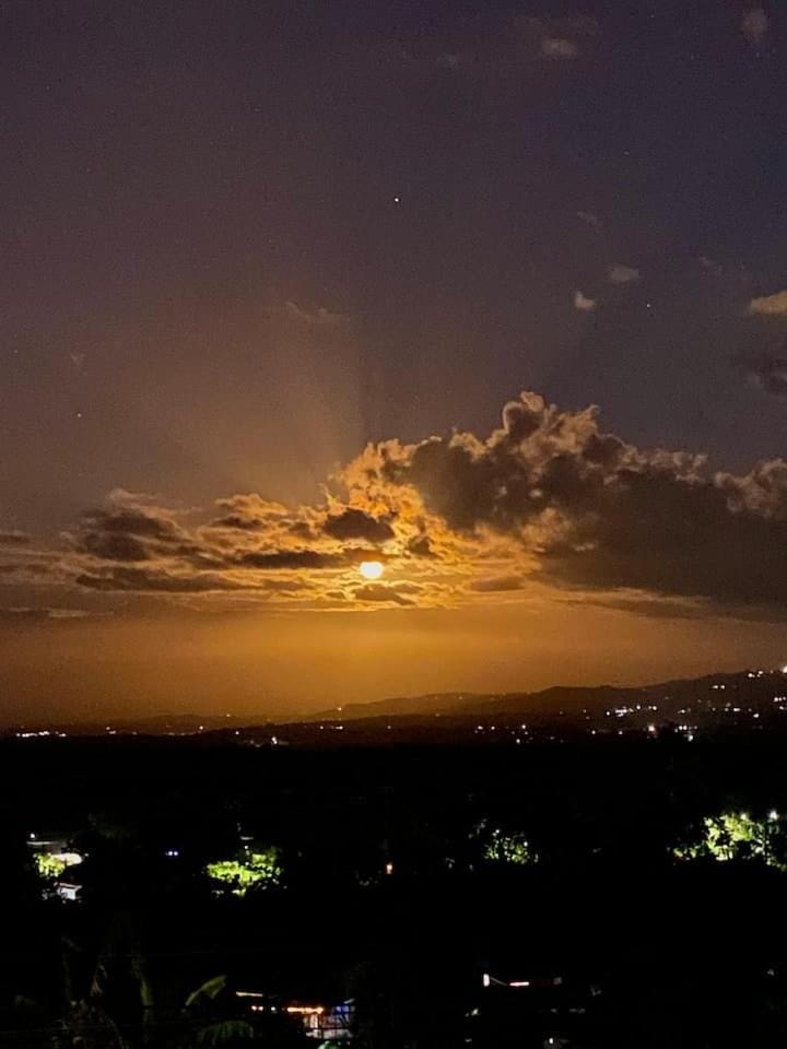 Tropical View Lodge Apartment in Alajuela Province