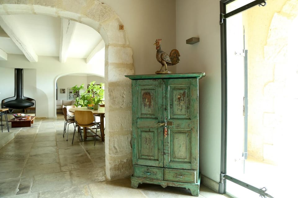 Property building, Living room