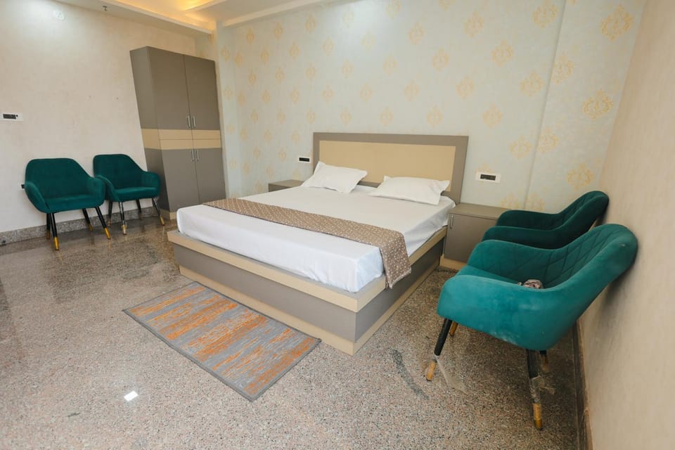 Regal Palace Hotel and Banquets Hotel in India