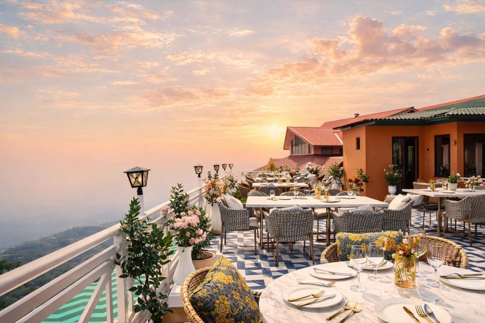 Natural landscape, View (from property/room), Balcony/Terrace, Dining area