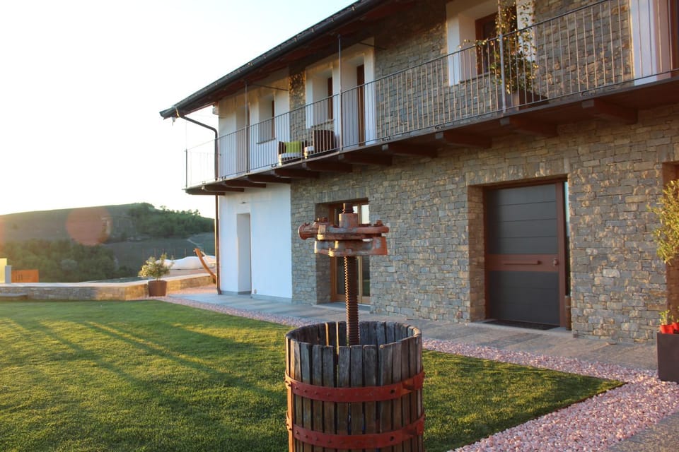 Property building, Garden, Garden view