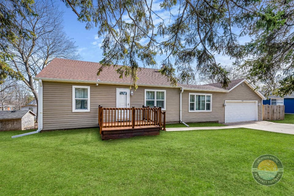 Pet-Friendly Lake Geneva Home with Game Room House in Lake Geneva