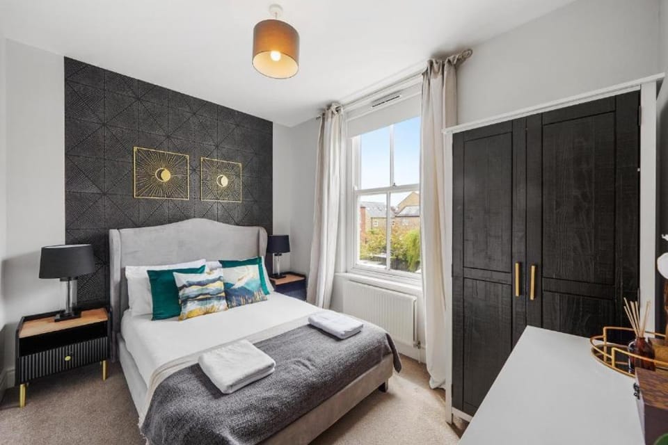 3 Bedroom Townhouse in Harrogate House in Harrogate