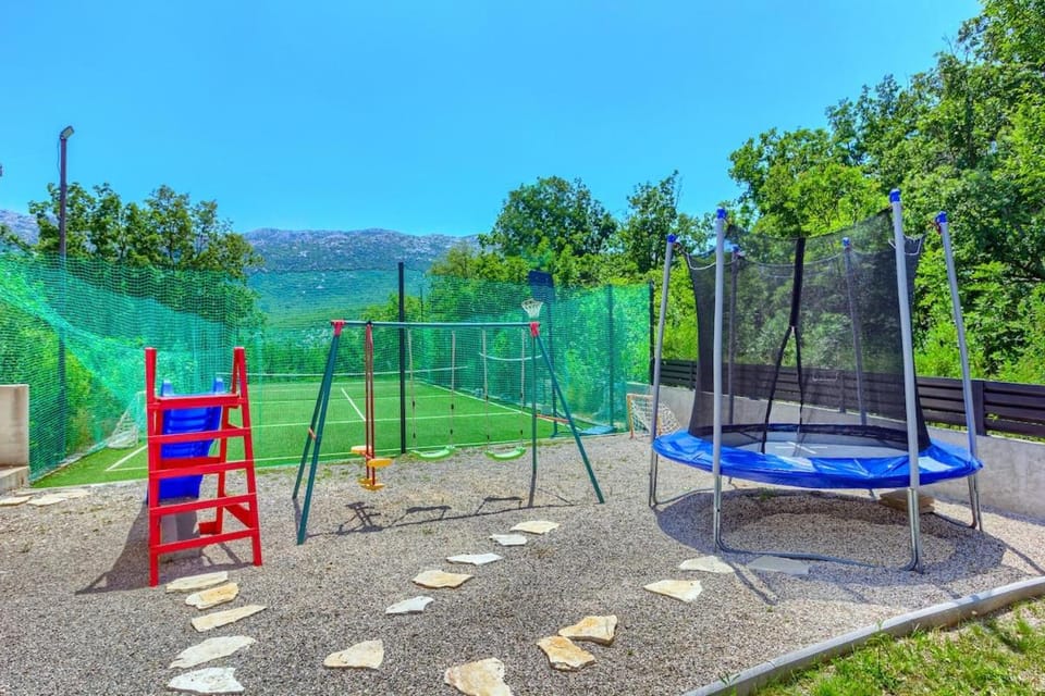 Day, Natural landscape, Children play ground