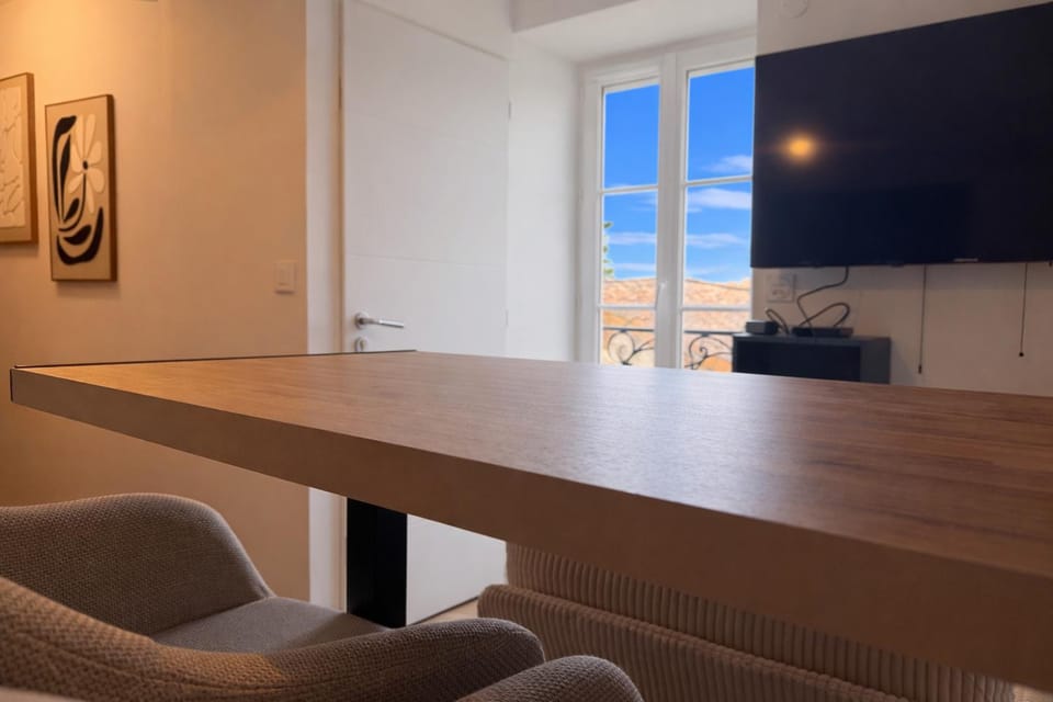 Communal lounge/ TV room, Living room, Seating area, Dining area