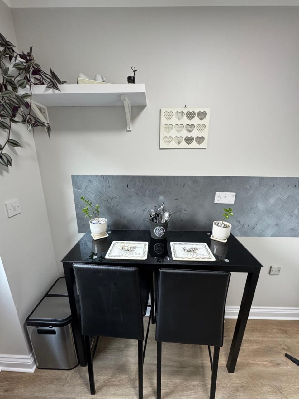 Kitchen or kitchenette, Kitchen or kitchenette