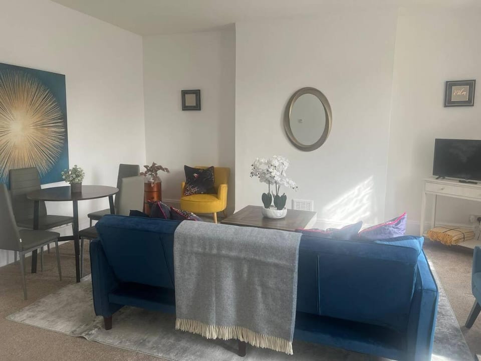 Brand New 1BR Near River Thames Apartment in Kingston upon Thames