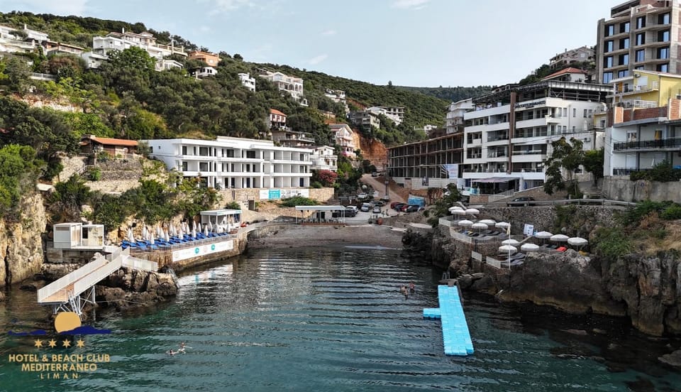 Day, Natural landscape, Activities, Sea view, Location