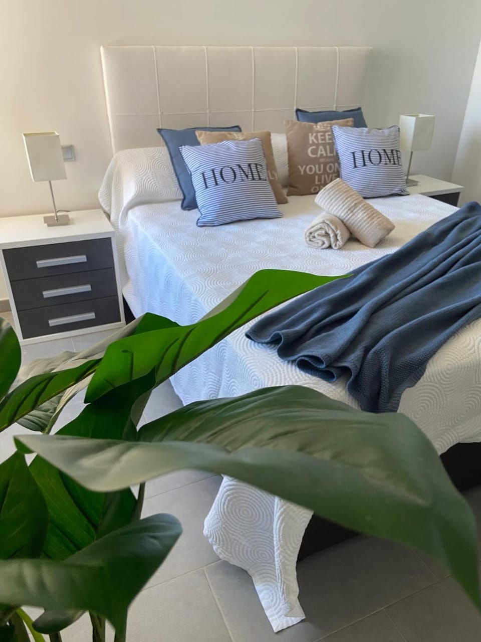 La Mata White Apartment in Torre La Mata