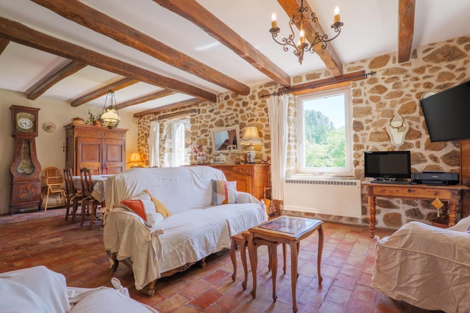 Property building, Living room