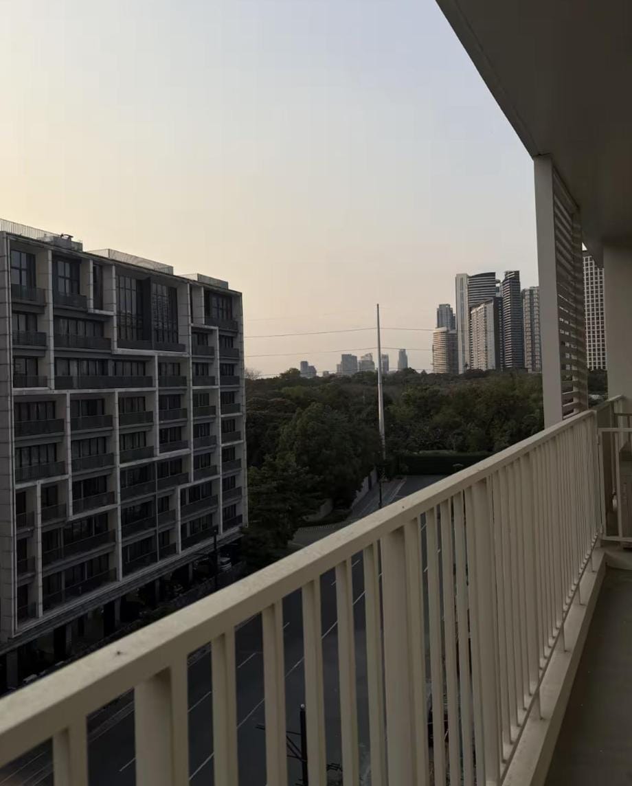 Middletons Mayfair Apartment hotel in Makati