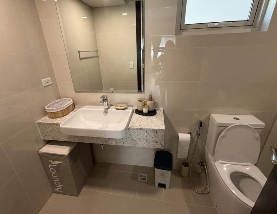 Middletons Mayfair Apartment hotel in Makati