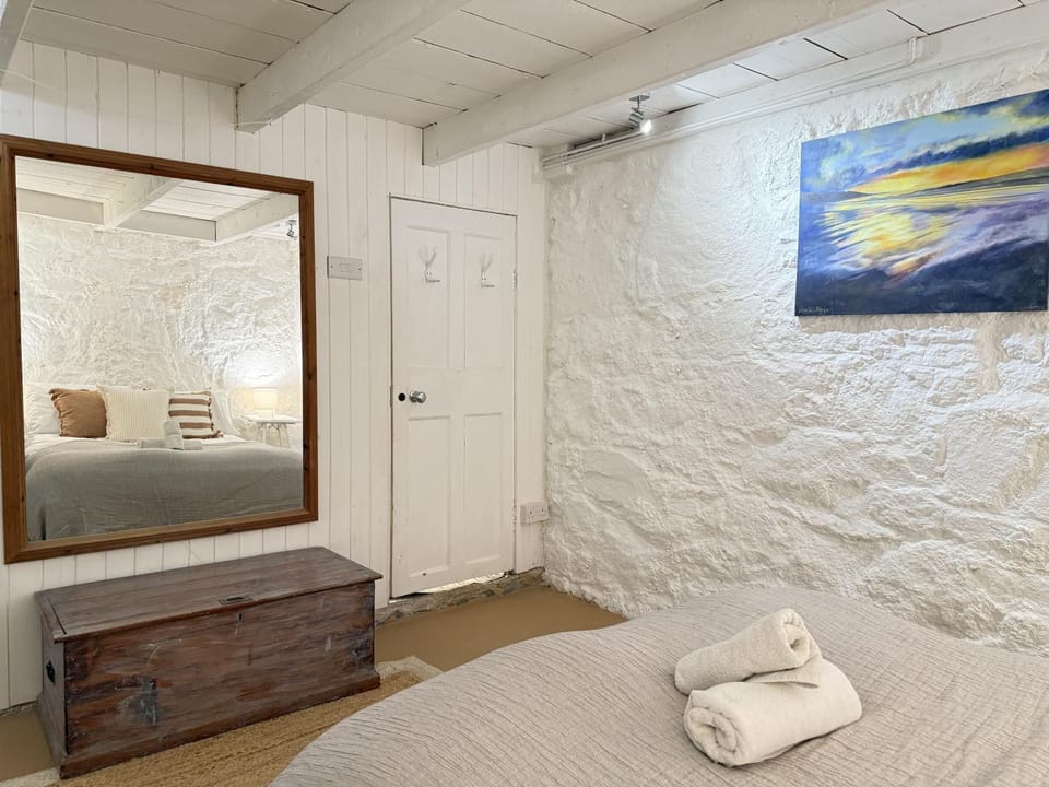 Property building, Bedroom