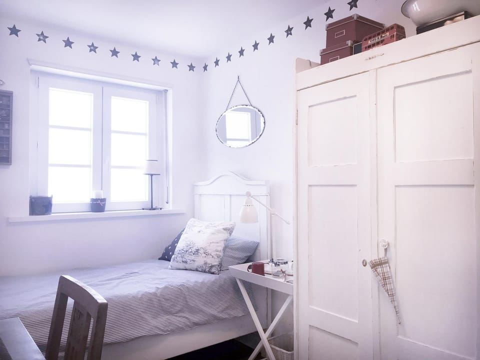 Bed, Bedroom, wardrobe