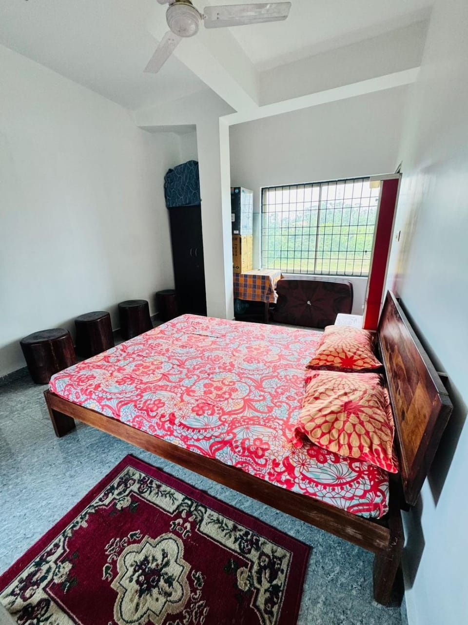 Photo of the whole room