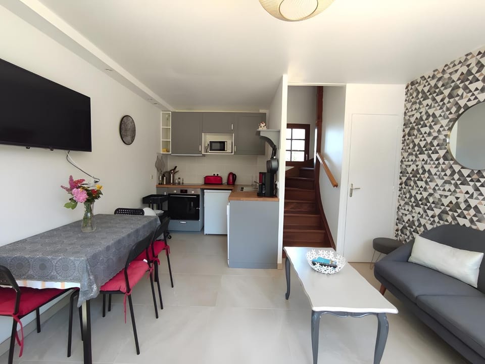 Property building, Living room