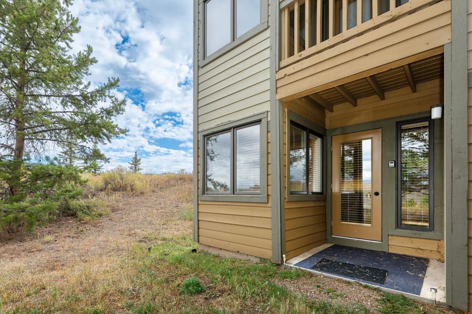 Property building, Natural landscape