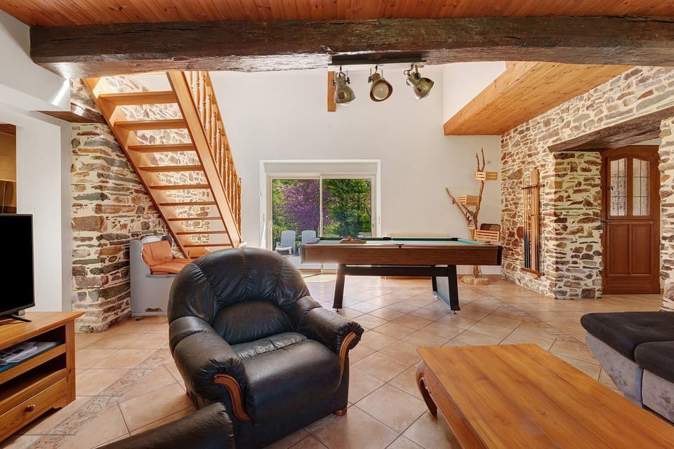 Property building, Living room