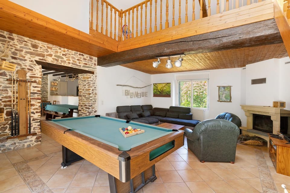Property building, Living room