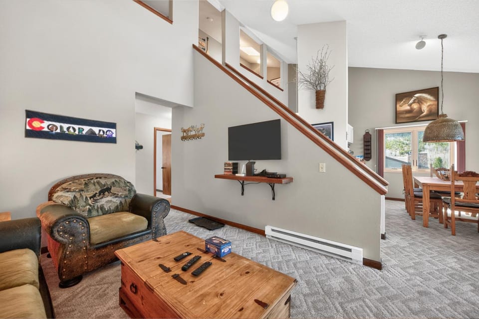 Lakeview #B5 Apartment in Granby