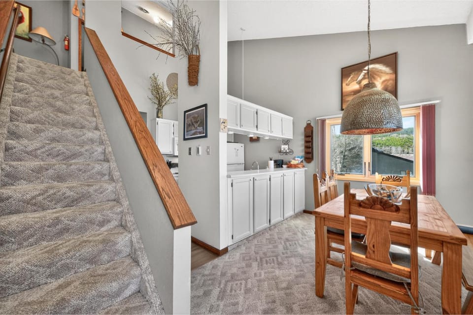 Day, Kitchen or kitchenette, Living room, Dining area, furniture, microwave, oven, kitchen