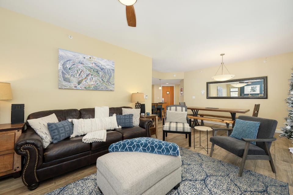 Living room, Seating area, Dining area, furniture