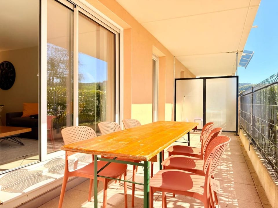 Appartement 6 prsn Garage & Terrasse privée Apartment in Besançon