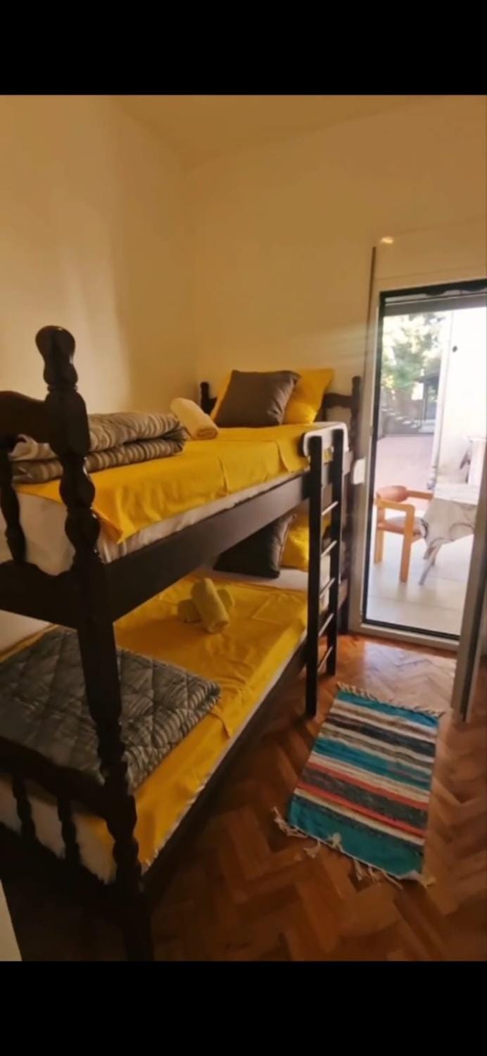 Bed, Bedroom, bunk bed