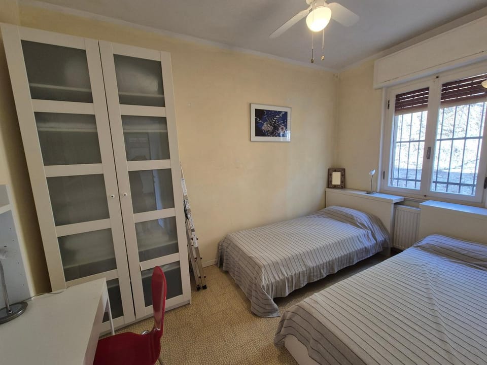 Property building, Living room, Bedroom