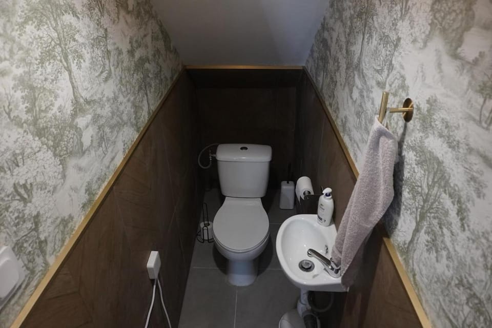 Appartement Le Séjour des Hobbits avec 2 places de parking privé intérieur gratuit Apartment in Valenciennes