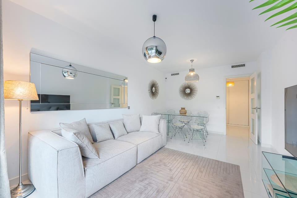 Bright New 2BR apartment 50 m from the beache of Marbella Apartment in Marbella