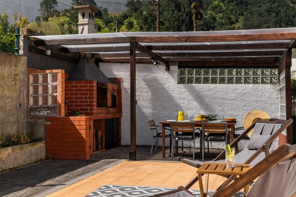 BBQ facilities, Balcony/Terrace, Dining area