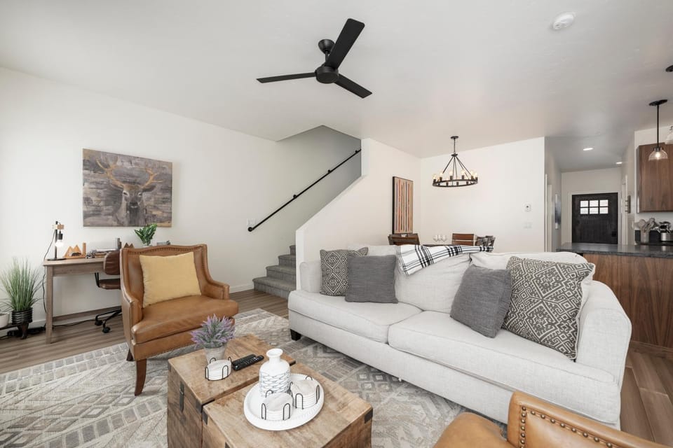 Base Camp Townhome #106 Villa in Granby