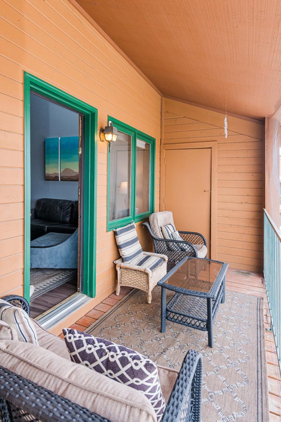 Bed, Balcony/Terrace, Seating area, Bedroom, furniture