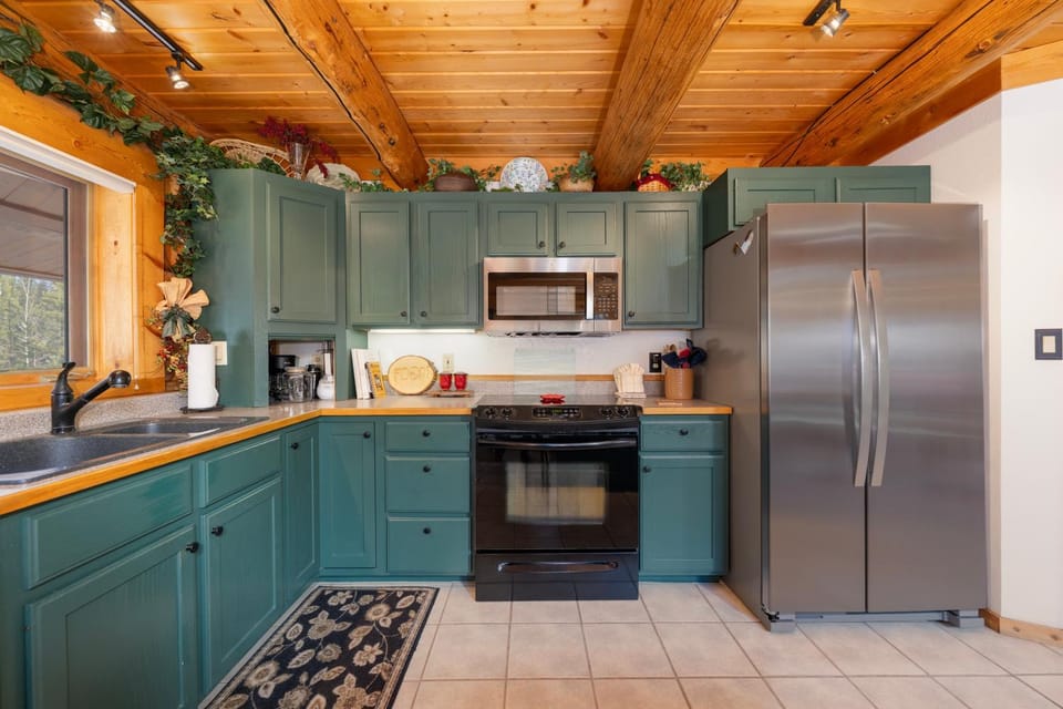 Kitchen or kitchenette, microwave, oven, stove, kitchen