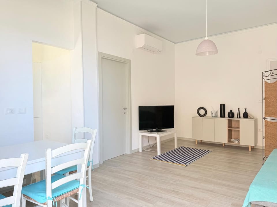 P093 - Porto Recanati, nuovo trilocale fronte mare con terrazza Apartment in Marche