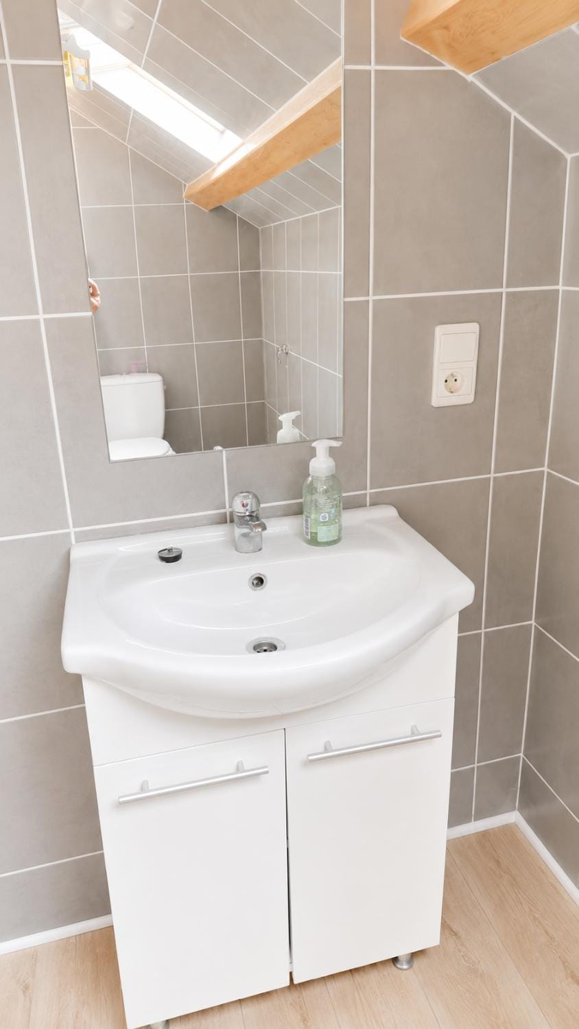 Transit 1A Center-Station-Airport Apartment in Charleroi