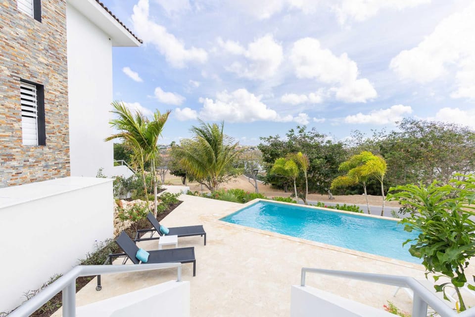 AquaMarine at Blue Bay Beach & Golf Resort Apartment in Sint Michiel