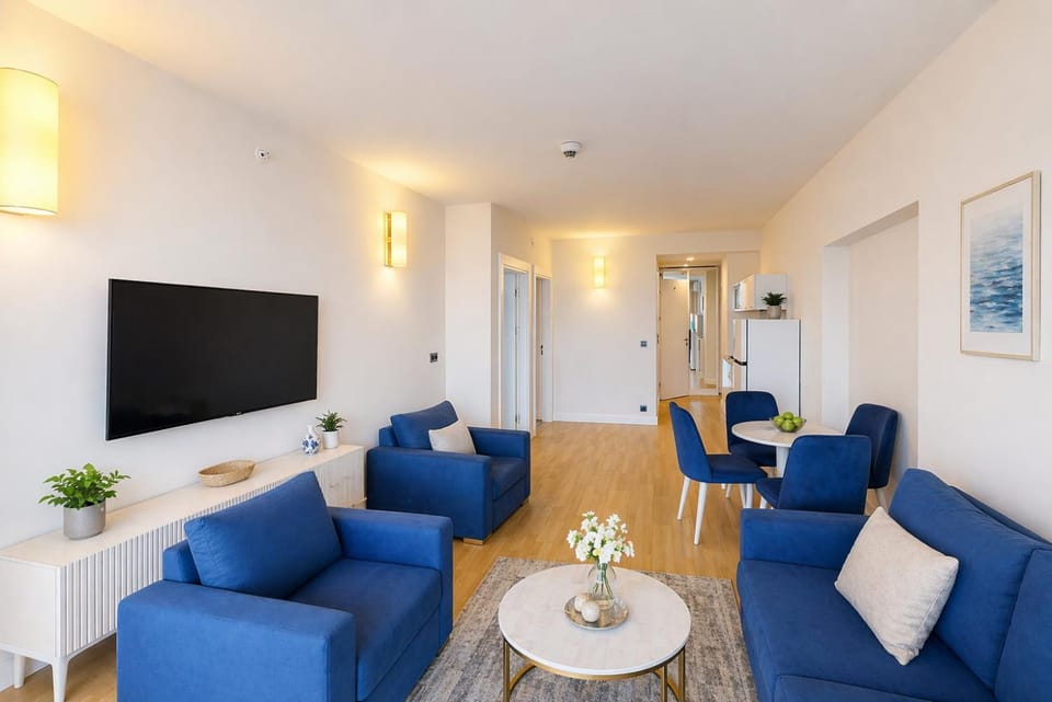 Communal lounge/ TV room, TV and multimedia, Living room, Seating area