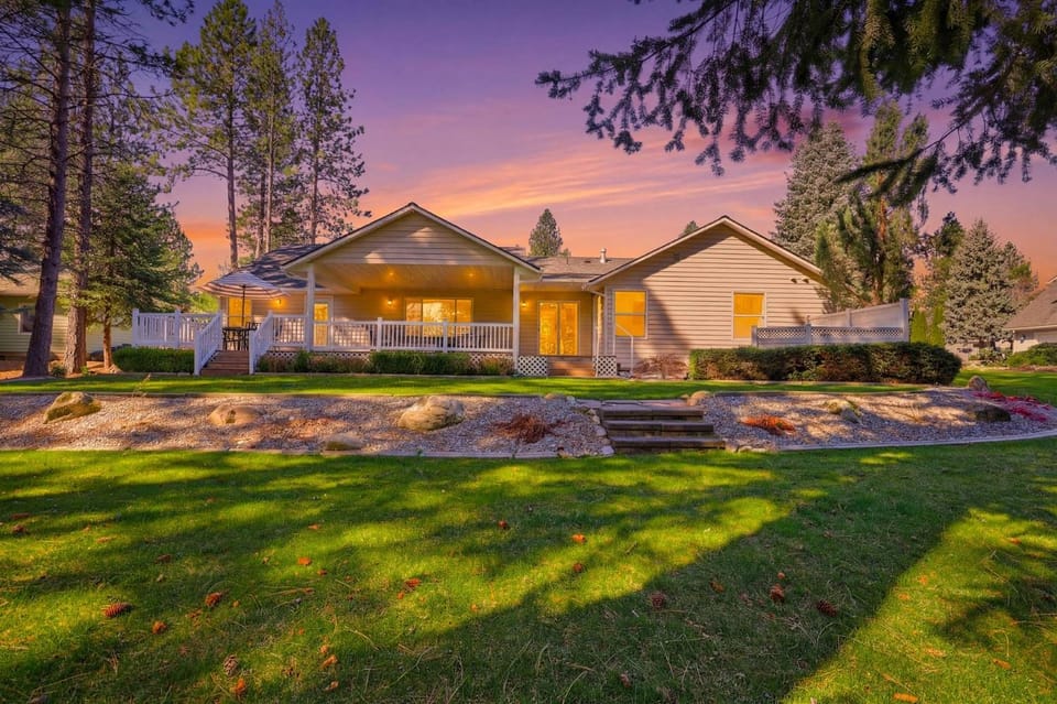 The Fairway To Heaven House in Kootenai County