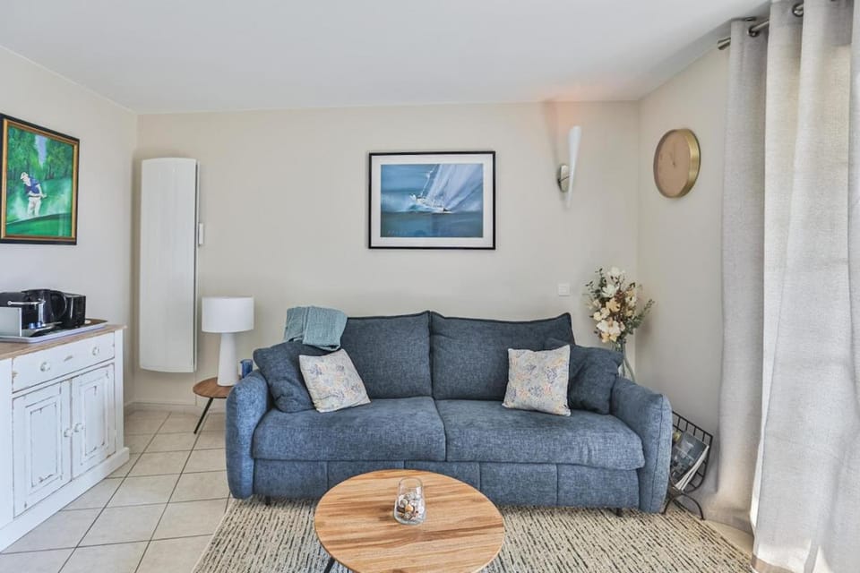 Vue Lac - Piscine, Tennis & Golf - rénové Apartment in Talmont-Saint-Hilaire