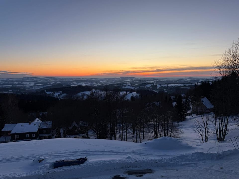 Day, Natural landscape, Winter, View (from property/room), Mountain view, Sunset